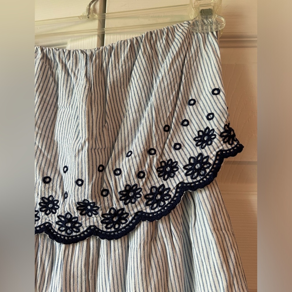 Jessica Simpson Romper - Picture 2 of 3